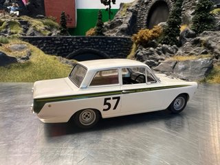 Ford Lotus Cortina escala 1/43 Minichamps