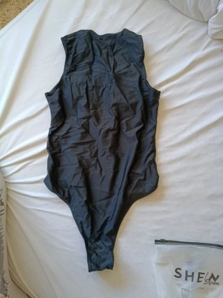 Bañador negro mujer con detalles blancos