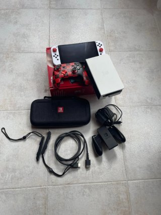 Nintendo Switch Rojo y Blanco