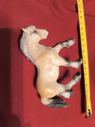 Caballo figura realista  Kindertoyz