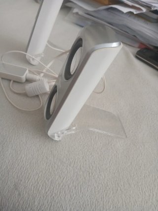 Altavoces Trust USB Plata y Blanco.  Com/16753