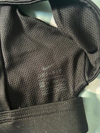 2 Tops Deportivos Nike