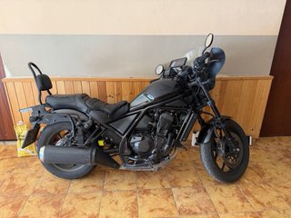 Honda Rebel 1100 Negra