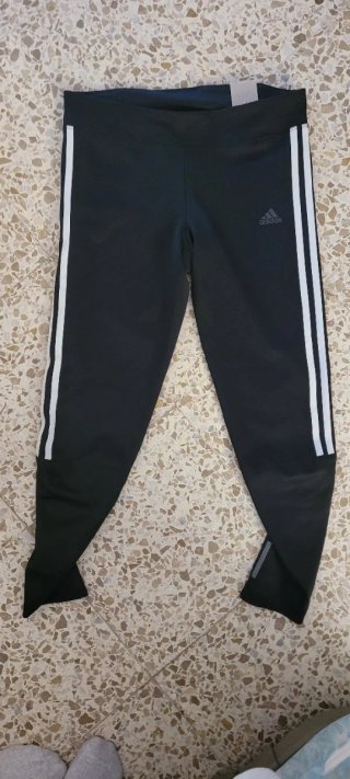 Mallas Adidas Negras con Rayas Blancas