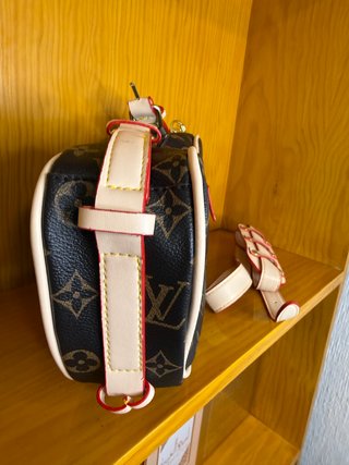 Bolso Louis Vuitton Marrón 26x15x7cm