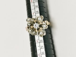 Anillo Flor Oro 18k y Plata 6.64gr