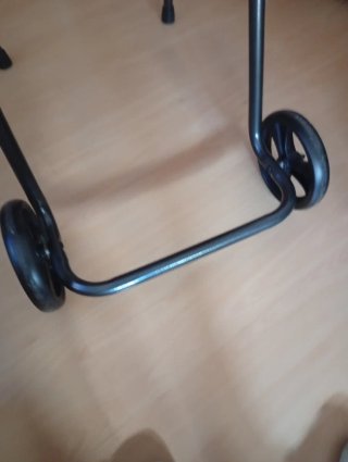 Andador para personas mayores con asiento