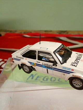 Scalextric Ford Escort MKII Daily Express   6432