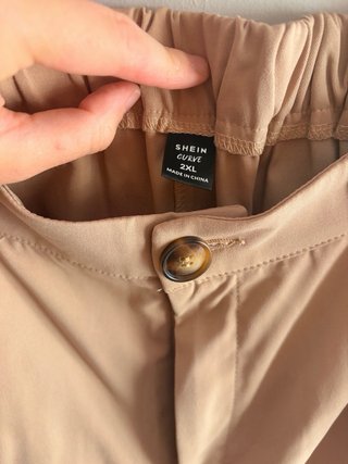 Pantalón beige de vestir