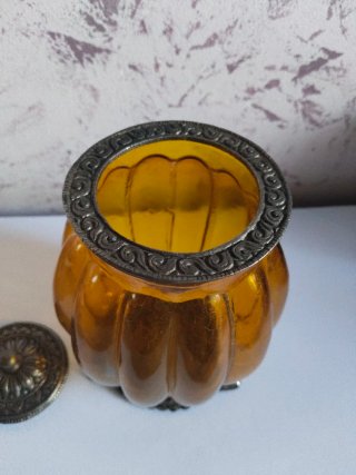 Bombonera antigua ámbar con tapa,15 cm