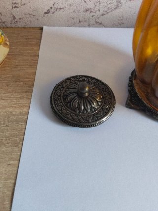 Bombonera antigua ámbar con tapa,15 cm