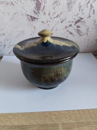 Bombonera antigua ámbar con tapa,15 cm
