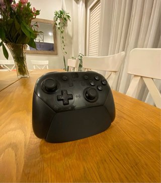 Soporte Mando Pro Nintendo Switch