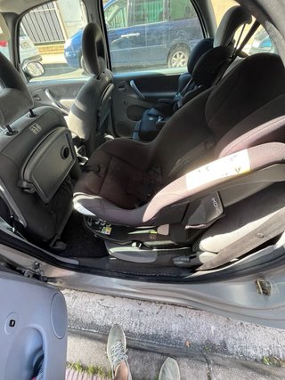 Silla de coche para niños a contramarcha