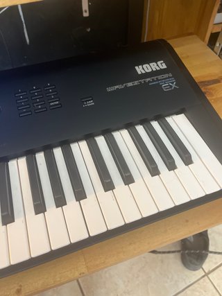 Korg Wavestation EX Sintetizador