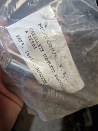 Muelle y eje del caballete para Derbi Variant