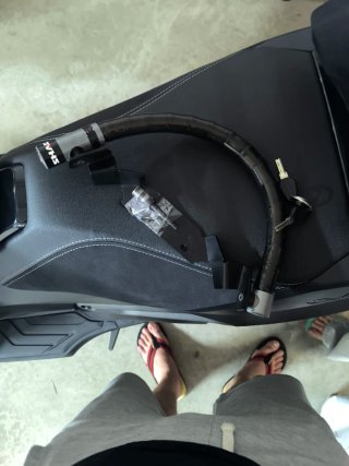 Piton de seguridad para moto