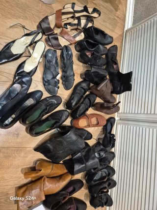 Lote Zapatos y Botas Mujer Talla 42