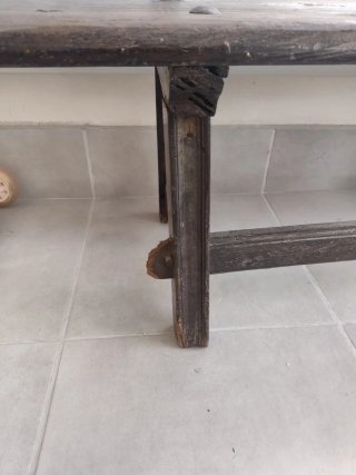 Banco de madera rústico para restaurar