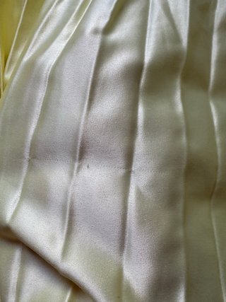 Falda plisada Zara amarilla Talla M