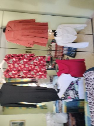 Lote Ropa Mujer Talla S: Falda Vaquera y Camisa