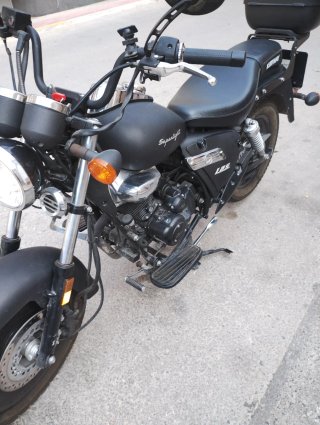 Keeway Superlight 125cc Moto Negra