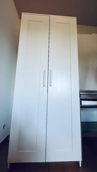 Muebles variados de dormitorio nuevos y seminuevos
