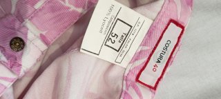 Falda floral rosa y blanca