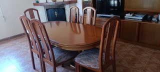Mesa comedor y 6 sillas de madera