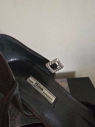 Zapatos de tacón marrones