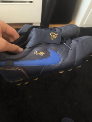 Botas Nike Tiempo Ronaldinho R10 Azul Dorado