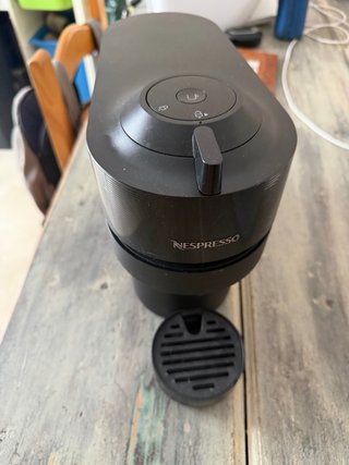 Cafetera Nespresso Negra