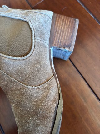 Stivaletti Zara scamosciati beige