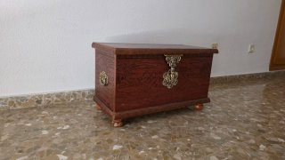 Baúl madera estilo árabe/colonial