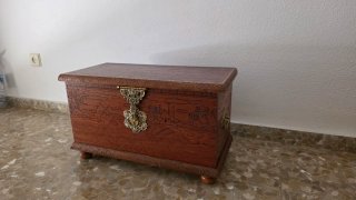 Baúl madera estilo árabe/colonial