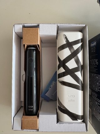 Oral-B Pro 3 Design Edition + estuche de viaje