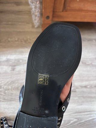 Sandalias Parfois negras con tiras