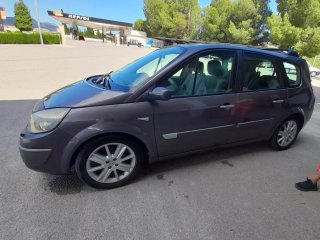 Renault Grand Scenic 2005
