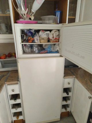 Nevera blanca funcionando