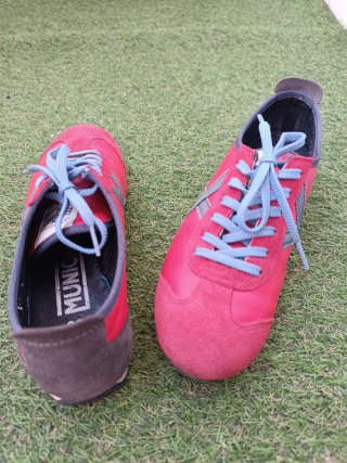 Deportivas Munich Piel Rojas Talla 39