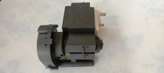 Bomba Condensación Secadora 220-240V 14W
