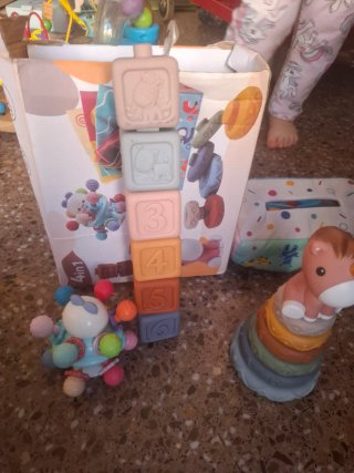 Juguetes Montessori Bebé