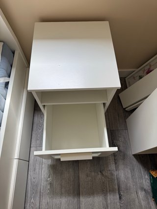 Mesita de noche Brimnes Ikea