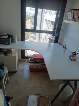 Mesa de despacho L-130cm x A-80cm