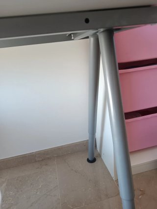 Mesa de despacho L-130cm x A-80cm