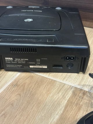Sega Saturn Negra Completa