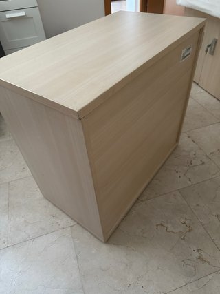 Mueble de oficina robusto con cerradura