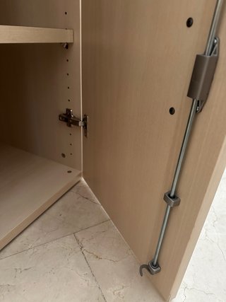 Mueble de oficina robusto con cerradura