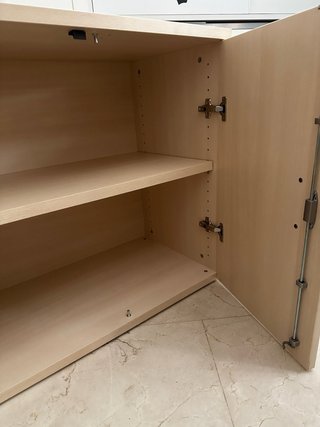 Mueble de oficina robusto con cerradura