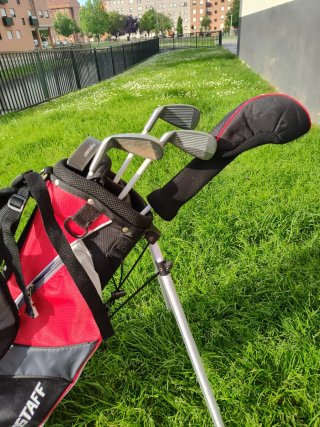 Bolsa y palos golf Wilson Pro Staff Jr Diestro